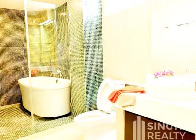 For RENT : SanguanSap Mansion / 3 Bedroom / 3 Bathrooms / 251 sqm / 75000 THB [8461129]