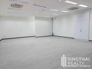 For RENT : Office Nana / 1 Bedroom / 0 Bathrooms / 90 sqm / 75000 THB [8762849]