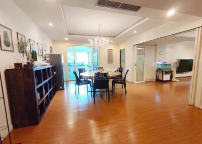 For RENT : Royal Castle / 3 Bedroom / 3 Bathrooms / 300 sqm / 75000 THB [8896791]