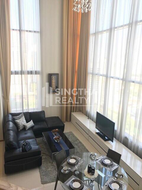 For RENT : The Emporio Place / 2 Bedroom / 2 Bathrooms / 127 sqm / 75000 THB [9111472]