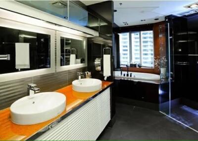 For RENT : The Master Centrium Asoke-Sukhumvit / 2 Bedroom / 3 Bathrooms / 156 sqm / 75000 THB [9192505]