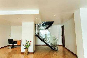 For RENT : Baan Saraan / 3 Bedroom / 3 Bathrooms / 278 sqm / 75000 THB [9584862]