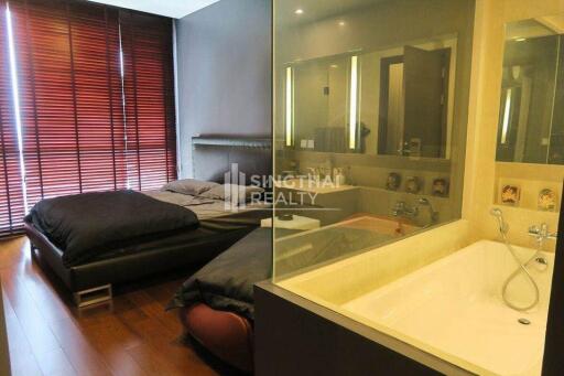 For RENT : Quattro by Sansiri / 1 Bedroom / 2 Bathrooms / 84 sqm / 75000 THB [9658339]