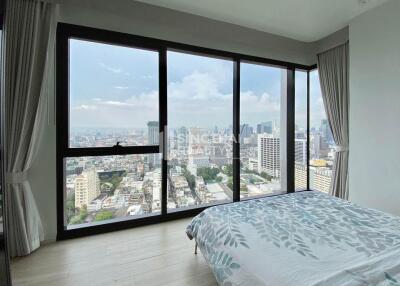 For RENT : The Lofts Silom / 2 Bedroom / 2 Bathrooms / 86 sqm / 75000 THB [9988318]