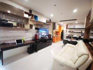 For RENT : Noble Ploenchit / 2 Bedroom / 2 Bathrooms / 96 sqm / 75000 THB [R10319]