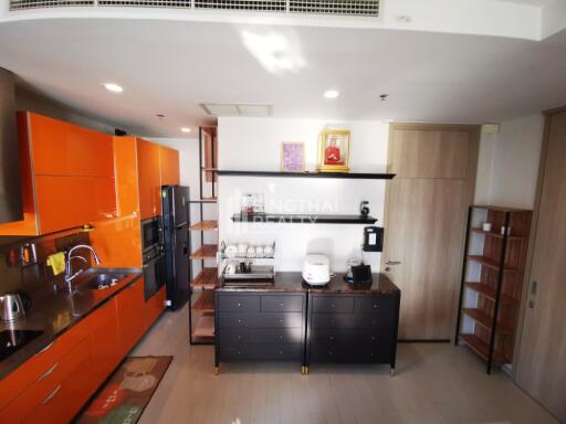 For RENT : Noble Ploenchit / 2 Bedroom / 2 Bathrooms / 96 sqm / 75000 THB [R10319]