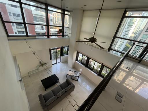 For RENT : The Royal Place 2 / 3 Bedroom / 3 Bathrooms / 270 sqm / 75000 THB [10379785]