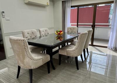 For RENT : M Towers / 2 Bedroom / 2 Bathrooms / 150 sqm / 75000 THB [R10950]