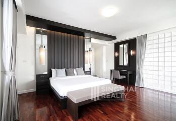 For RENT : Krystal Court / 3 Bedroom / 3 Bathrooms / 215 sqm / 77000 THB [5601440]