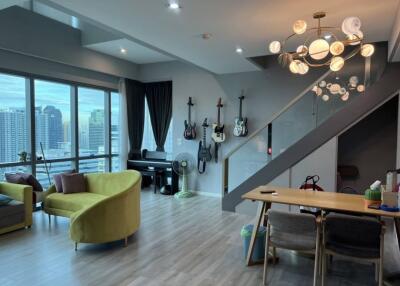 For RENT : The Room Sukhumvit 21 / 2 Bedroom / 2 Bathrooms / 86 sqm / 78000 THB [R11083]