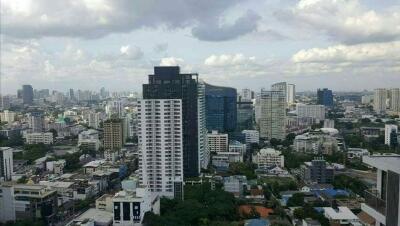 For RENT : Quattro by Sansiri / 2 Bedroom / 2 Bathrooms / 83 sqm / 79000 THB [7346969]