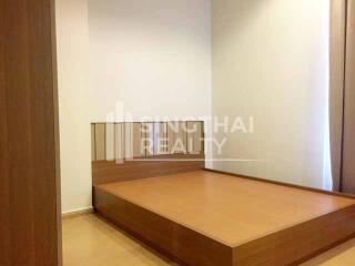 For RENT : HQ by Sansiri / 2 Bedroom / 2 Bathrooms / 101 sqm / 80000 THB [3252917]