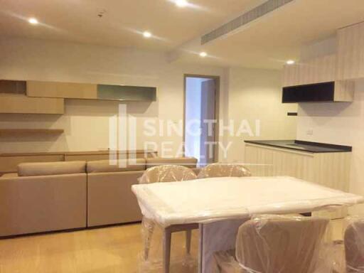 For RENT : HQ by Sansiri / 2 Bedroom / 2 Bathrooms / 101 sqm / 80000 THB [3252917]