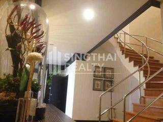 For RENT : Fifty Fifth Tower / 3 Bedroom / 3 Bathrooms / 221 sqm / 80000 THB [3329441]