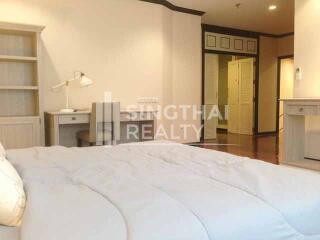 For RENT : Fifty Fifth Tower / 3 Bedroom / 3 Bathrooms / 221 sqm / 80000 THB [3329441]