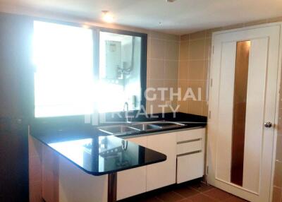 For RENT : Insaf Court / 3 Bedroom / 3 Bathrooms / 281 sqm / 80000 THB [3555392]