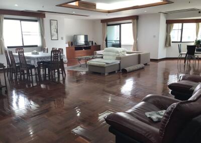 For RENT : Baan Suanpetch / 3 Bedroom / 3 Bathrooms / 266 sqm / 80000 THB [3957830]