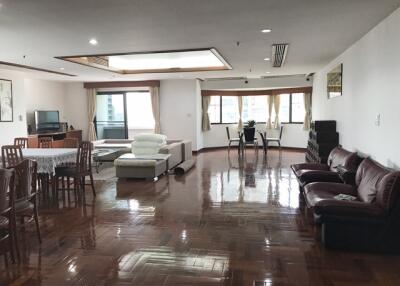 For RENT : Baan Suanpetch / 3 Bedroom / 3 Bathrooms / 266 sqm / 80000 THB [3957830]