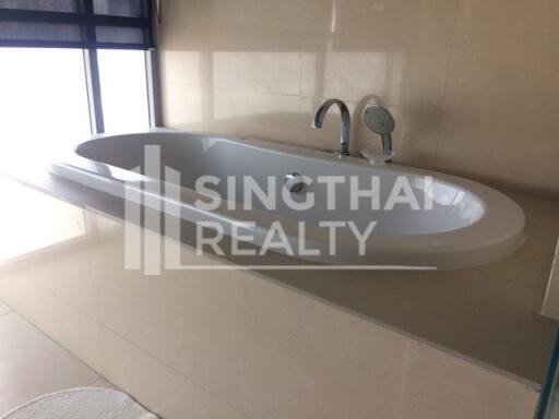 For RENT : The Madison / 3 Bedroom / 3 Bathrooms / 223 sqm / 80000 THB [3920525]