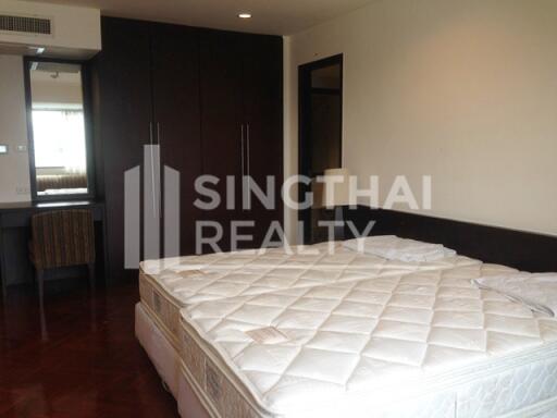 For RENT : Baan Suanpetch / 3 Bedroom / 3 Bathrooms / 266 sqm / 80000 THB [4353203]