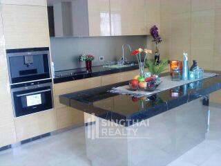 For RENT : Saladaeng Residences / 2 Bedroom / 2 Bathrooms / 121 sqm / 80000 THB [5132405]