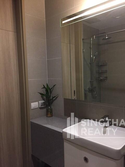 For RENT : Noble Ploenchit / 2 Bedroom / 2 Bathrooms / 66 sqm / 80000 THB [6055833]