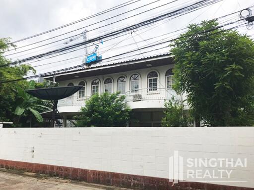 For RENT : House Phromphong / 3 Bedroom / 3 Bathrooms / 301 sqm / 80000 THB [6301654]