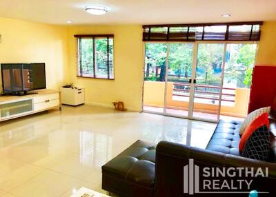 For RENT : Townhouse Phromphong / 4 Bedroom / 5 Bathrooms / 351 sqm / 80000 THB [6467087]