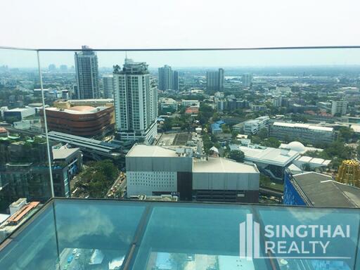 For RENT : RHYTHM Ekkamai / 2 Bedroom / 2 Bathrooms / 81 sqm / 80000 THB [6619143]