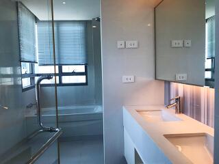 For RENT : Aequa Sukhumvit 49 / 2 Bedroom / 2 Bathrooms / 97 sqm / 80000 THB [6751214]