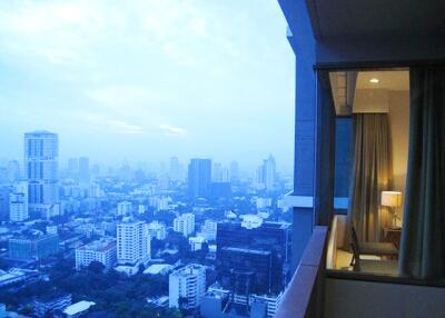 For RENT : The Emporio Place / 2 Bedroom / 2 Bathrooms / 105 sqm / 80000 THB [6842966]