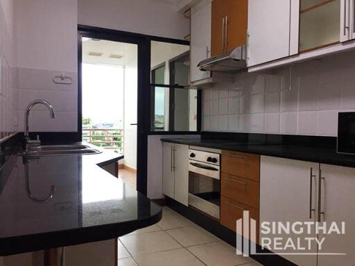 For RENT : P.R.Home III Apartment / 2 Bedroom / 3 Bathrooms / 201 sqm / 80000 THB [7321035]