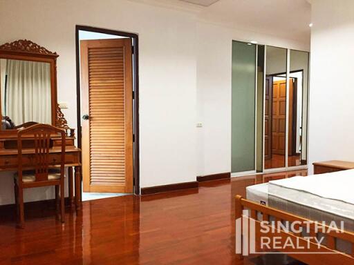 For RENT : P.R.Home III Apartment / 2 Bedroom / 3 Bathrooms / 201 sqm / 80000 THB [7321035]