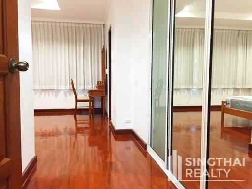 For RENT : P.R.Home III Apartment / 2 Bedroom / 3 Bathrooms / 201 sqm / 80000 THB [7321035]