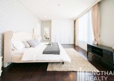 For RENT : Aguston Sukhumvit 22 / 3 Bedroom / 3 Bathrooms / 139 sqm / 80000 THB [7986297]