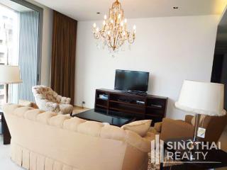 For RENT : Saladaeng Residences / 2 Bedroom / 2 Bathrooms / 127 sqm / 80000 THB [8037933]