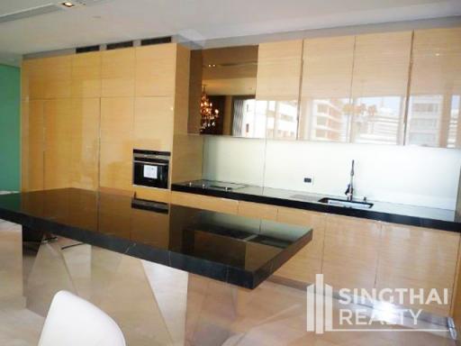 For RENT : Saladaeng Residences / 2 Bedroom / 2 Bathrooms / 127 sqm / 80000 THB [8037933]