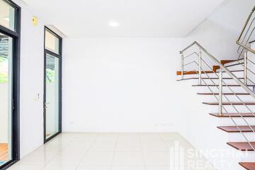 For RENT : Townhouse Thonglor / 4 Bedroom / 4 Bathrooms / 391 sqm / 80000 THB [8232938]