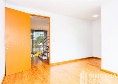 For RENT : Townhouse Thonglor / 4 Bedroom / 4 Bathrooms / 391 sqm / 80000 THB [8232938]