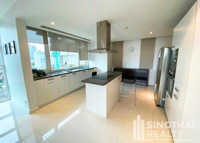 For RENT : Fullerton Sukhumvit / 3 Bedroom / 3 Bathrooms / 171 sqm / 80000 THB [8281257]