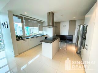 For RENT : Fullerton Sukhumvit / 3 Bedroom / 3 Bathrooms / 171 sqm / 80000 THB [8281257]