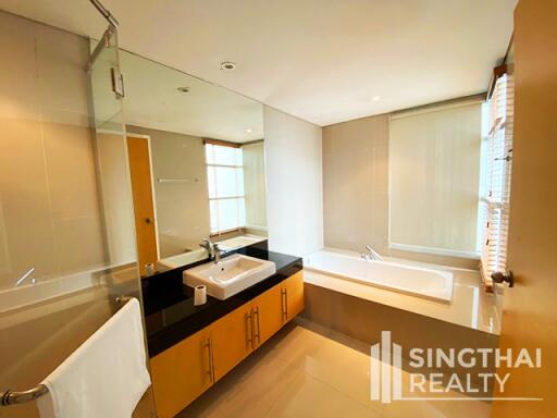 For RENT : Fullerton Sukhumvit / 3 Bedroom / 3 Bathrooms / 171 sqm / 80000 THB [8281257]