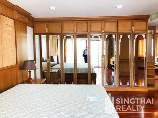 For RENT : Arunroj Tower / 4 Bedroom / 4 Bathrooms / 391 sqm / 80000 THB [8349127]