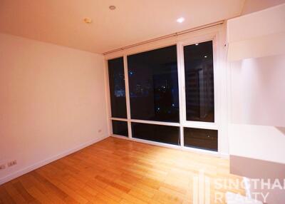 For RENT : Fullerton Sukhumvit / 3 Bedroom / 3 Bathrooms / 156 sqm / 80000 THB [8411443]