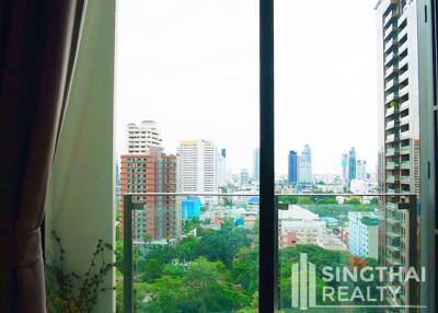 For RENT : The Diplomat 39 / 2 Bedroom / 2 Bathrooms / 77 sqm / 80000 THB [8575920]