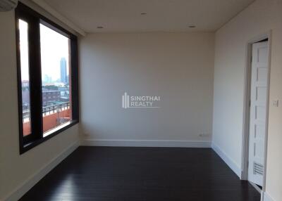 For RENT : Aguston Sukhumvit 22 / 3 Bedroom / 3 Bathrooms / 138 sqm / 80000 THB [8895596]