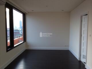 For RENT : Aguston Sukhumvit 22 / 3 Bedroom / 3 Bathrooms / 138 sqm / 80000 THB [8895596]