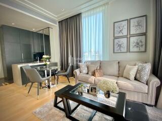 For RENT : 28 Chidlom / 2 Bedroom / 2 Bathrooms / 77 sqm / 80000 THB [9569241]