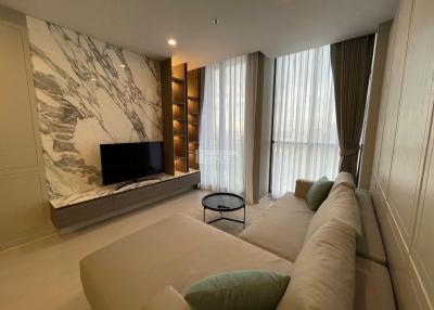 For RENT : Noble Ploenchit / 2 Bedroom / 2 Bathrooms / 82 sqm / 80000 THB [9569360]