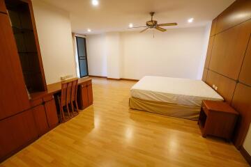 For RENT : Raintree Village Apartment / 3 Bedroom / 3 Bathrooms / 268 sqm / 80000 THB [9617771]